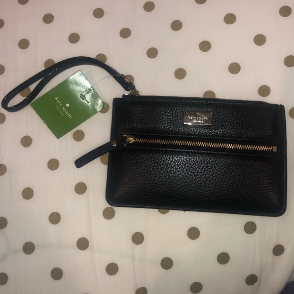 kate spade Handbags - kate spade wristlet